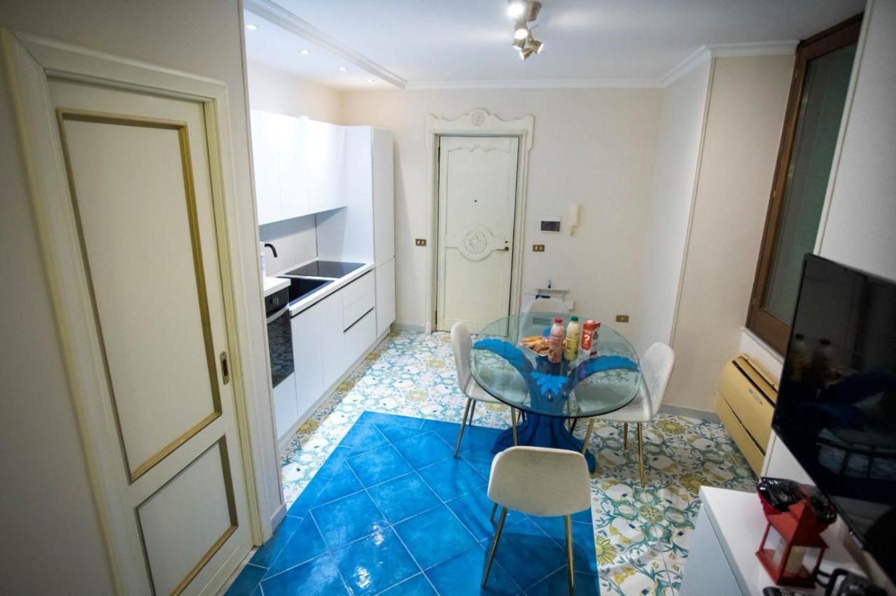 Hause Naty Spaccanapoli Apartamento Exterior foto