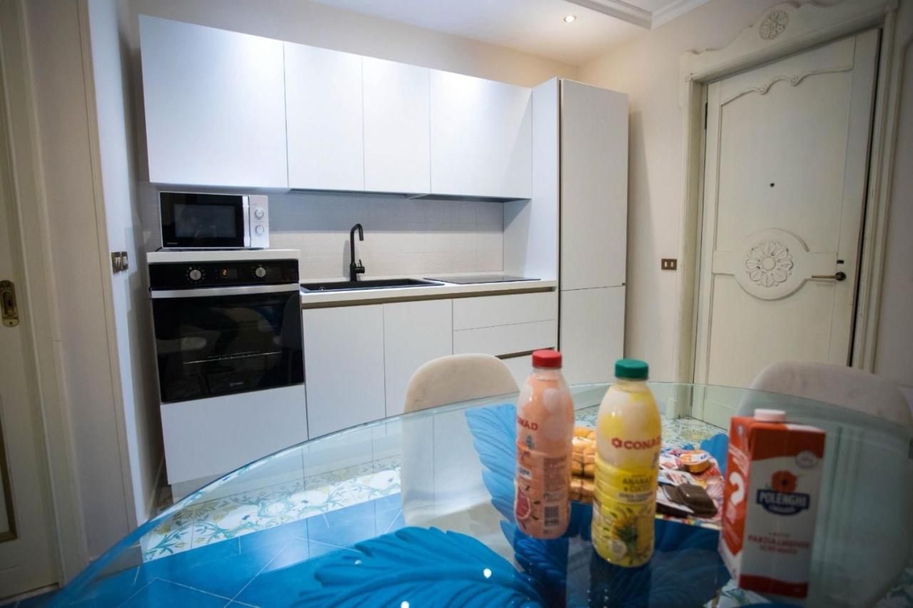 Hause Naty Spaccanapoli Apartamento Exterior foto